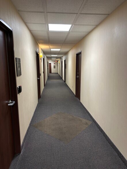 More Photos Of 1501 Superior Ave, Newport Beach Medical For Lease