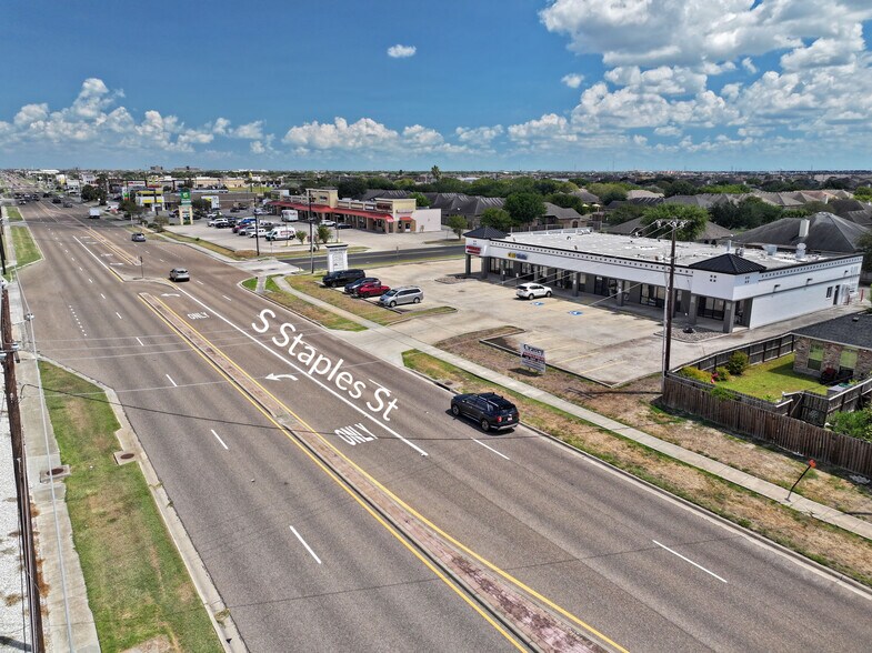 More Photos Of 7626 S Staples St, Corpus Christi Freestanding For Sale