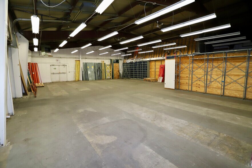 More Photos Of 127 Quality Ln, Rutland Industrial For Sale