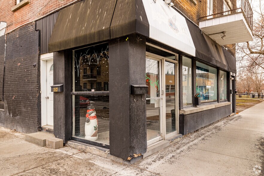 More Photos Of 4452-4456 Rue Sainte-Catherine E, Montréal Storefront Retail Residential For Lease