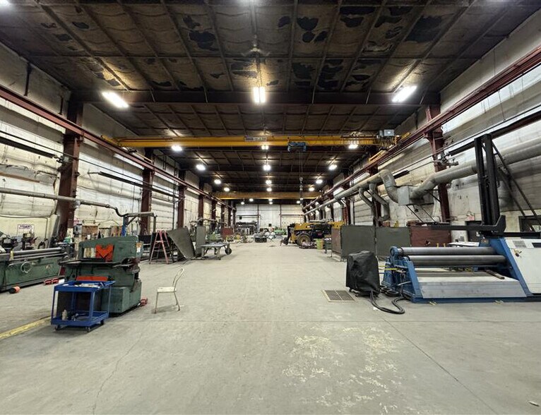 More Photos Of 28116 Acheson Rd, Parkland County Manufacturing For Sale