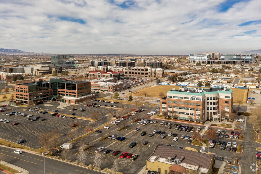 More Photos Of 45 W 10000 S, Sandy Office For Lease