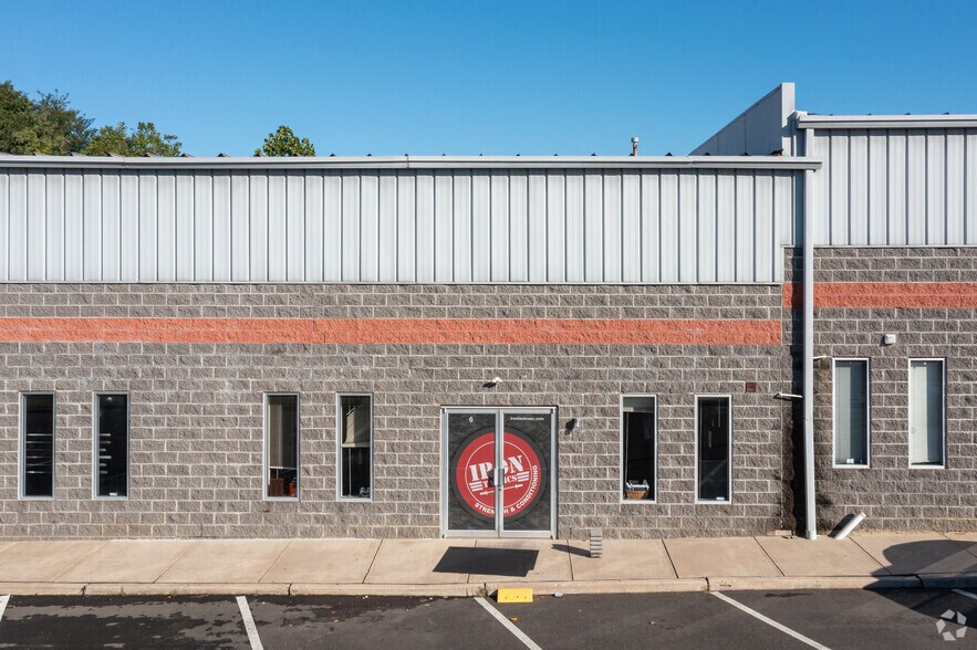 More Photos Of 1703 Industrial Hwy, Cinnaminson Flex For Lease
