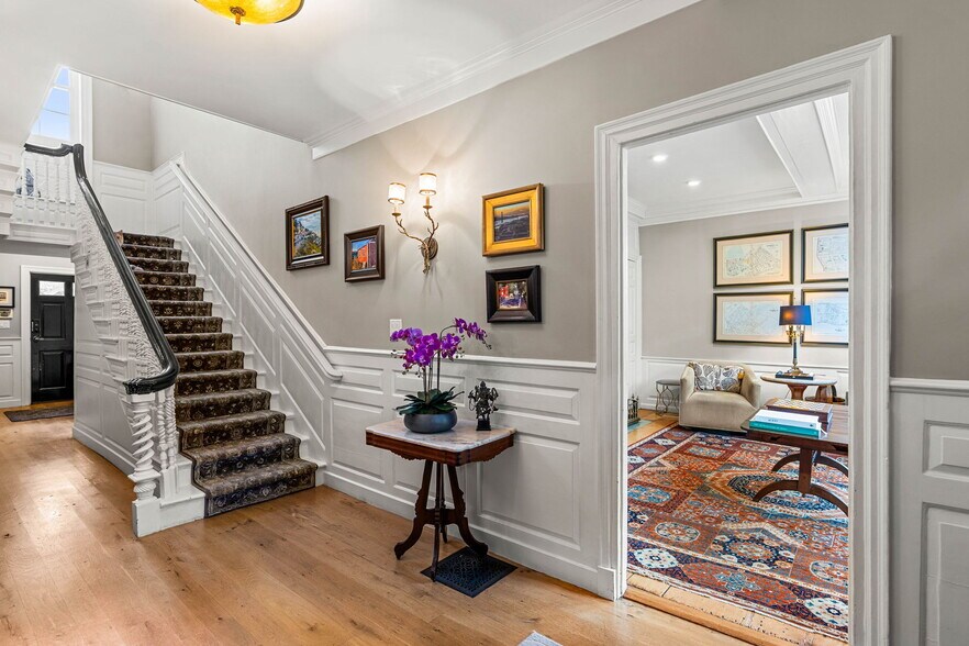 More Photos Of 314 Essex St, Salem Specialty For Sale