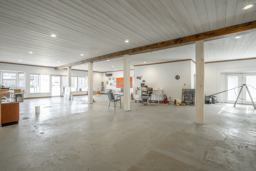 More Photos Of 1025 S Westwood Blvd, Poplar Bluff General Retail For Sale