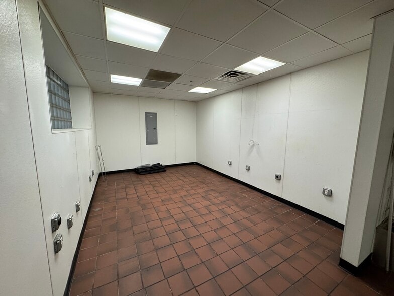 More Photos Of 237 N Michigan St, South Bend Apartments For Lease