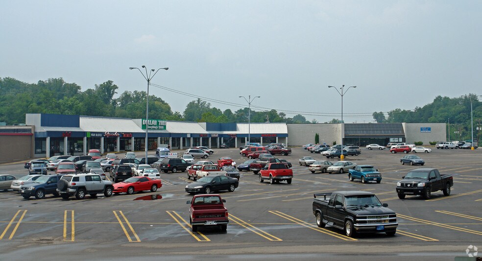 More Photos Of 5636 US Route 60, Huntington Unknown For Lease