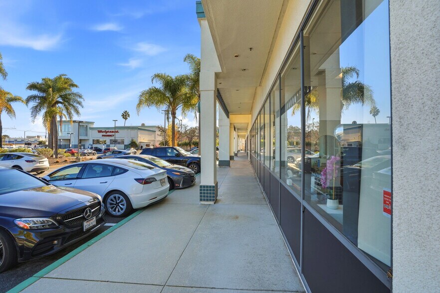 More Photos Of 4060 S El Camino Real, San Mateo Freestanding For Sale