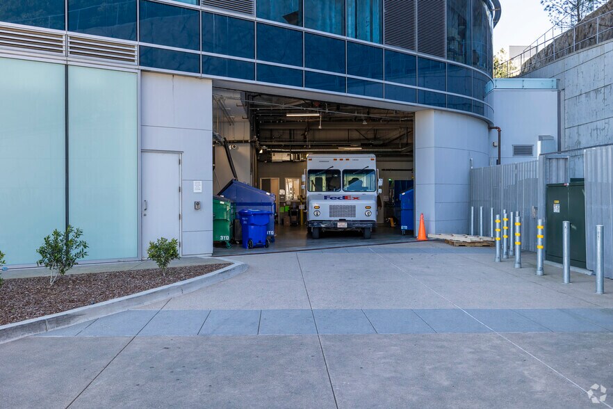 More Photos Of Two Tower Pl, South San Francisco Medical For Lease
