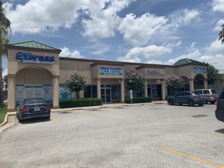 More Photos Of 1601 S 77 Sunshine Strip, Harlingen Storefront Retail Office For Sale