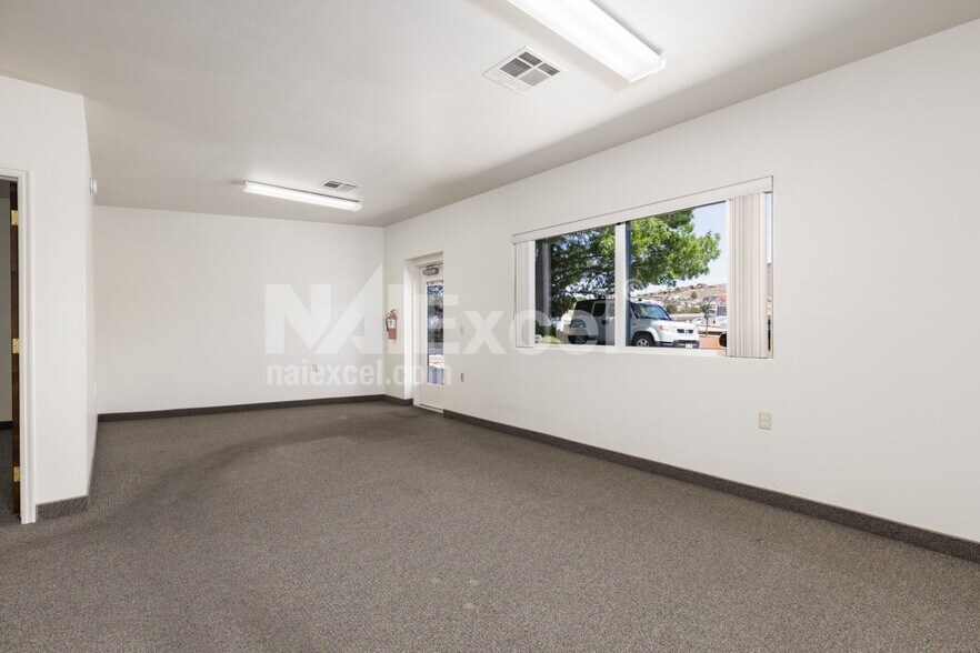 More Photos Of 1192 W Sunset Blvd, St George Office For Lease