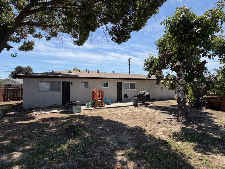 More Photos Of 3757 Holly Ave, Baldwin Park Apartments For Sale