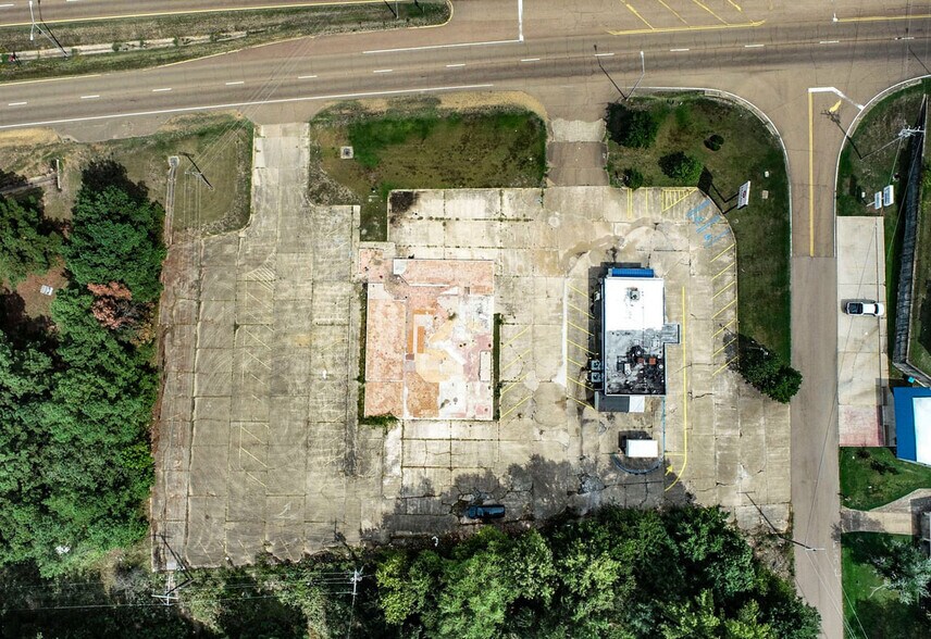 More Photos Of 1331 Sunset Dr, Grenada Land For Sale