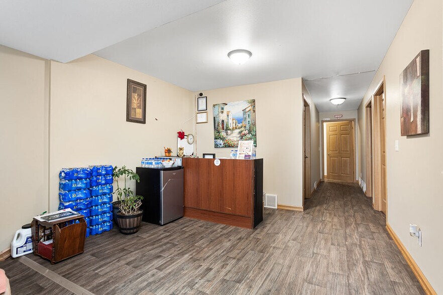 More Photos Of 2001 8th Ave SE, Minot General Retail For Sale