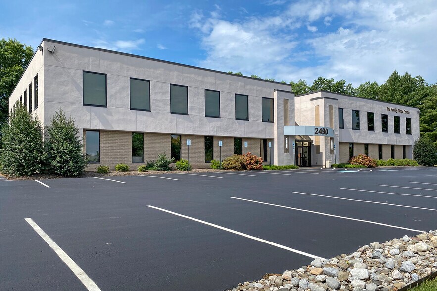 More Photos Of 2490 Boulevard of the Generals, Norristown Office For Sale