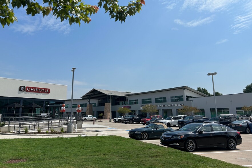 Primary Photo Of 10555 Pearland Pky, Houston Unknown For Sale