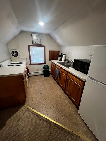 More Photos Of 1167 Central Ave, Albany General Retail For Sale