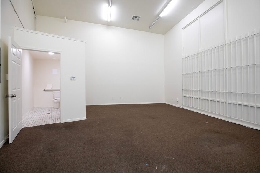 More Photos Of 3615 W Beverly Blvd, Los Angeles Freestanding For Sale