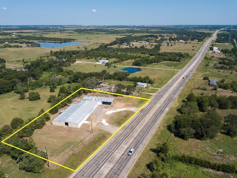 More Photos Of 3554 S Robinson Dr, Robinson Warehouse For Sale