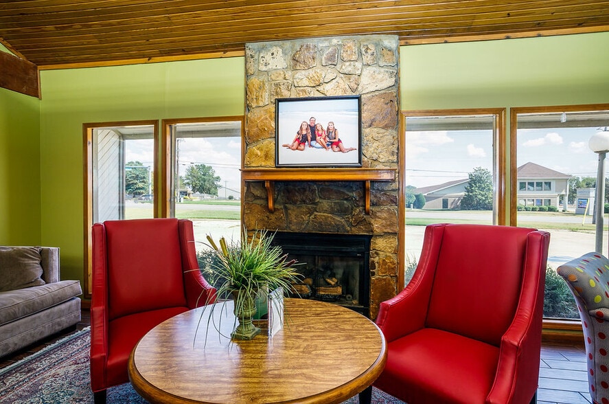 More Photos Of 2603 Browns Ln, Jonesboro Medical For Sale