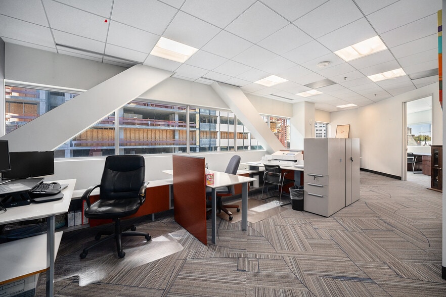 More Photos Of 1800 Glenarm Pl, Denver Office For Sale