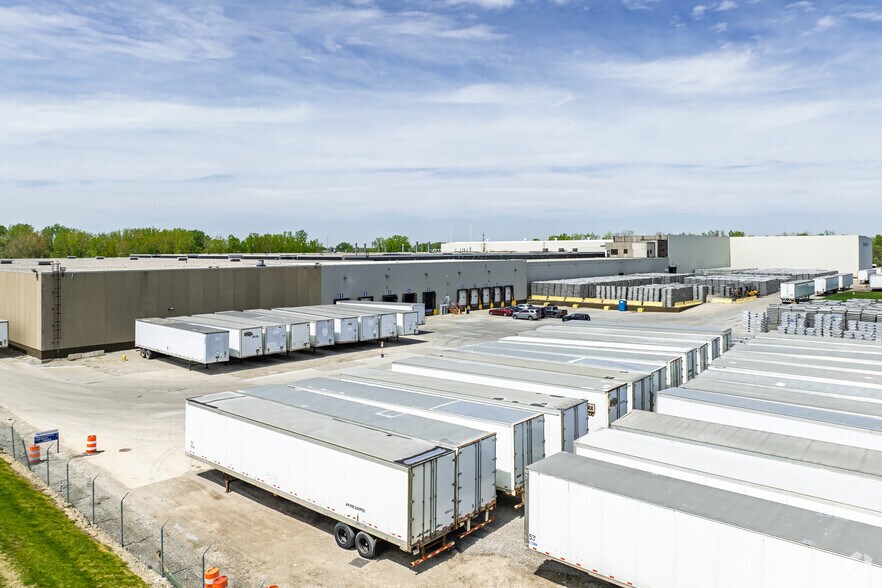 More Photos Of 17423 W Jefferson Ave, Riverview Industrial For Sale