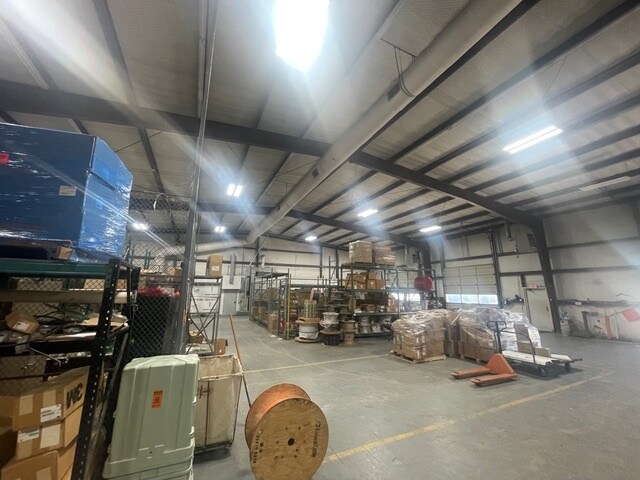 More Photos Of 1504 W Corsicana St, Athens Manufacturing For Sale