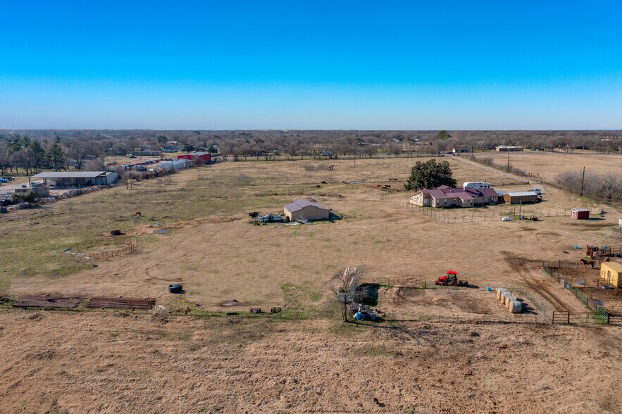 More Photos Of 1226 San Marcos Hwy, Luling Land For Sale