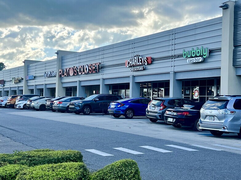 More Photos Of 2020 W Pensacola St, Tallahassee Storefront For Lease