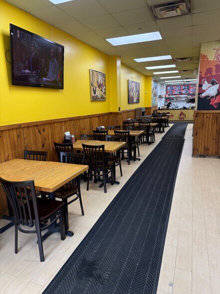 Primary Photo Of 9505 63rd Dr, Rego Park General Retail For Lease