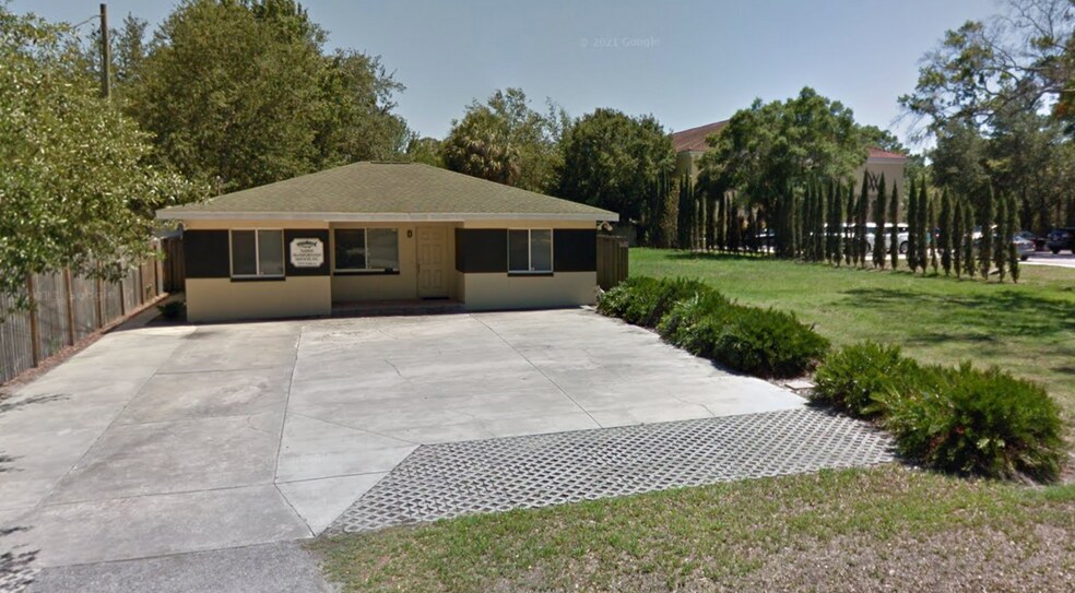 More Photos Of 2710 W Virginia Ave, Tampa Office For Lease