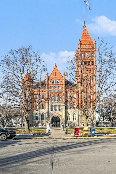 More Photos Of 418 E Coolbaugh St, Red Oak Storefront Retail Residential For Sale