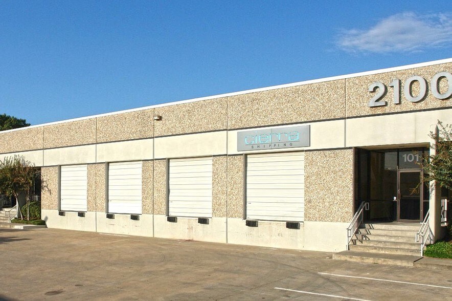 More Photos Of 2200 Denton Dr, Austin Unknown For Lease