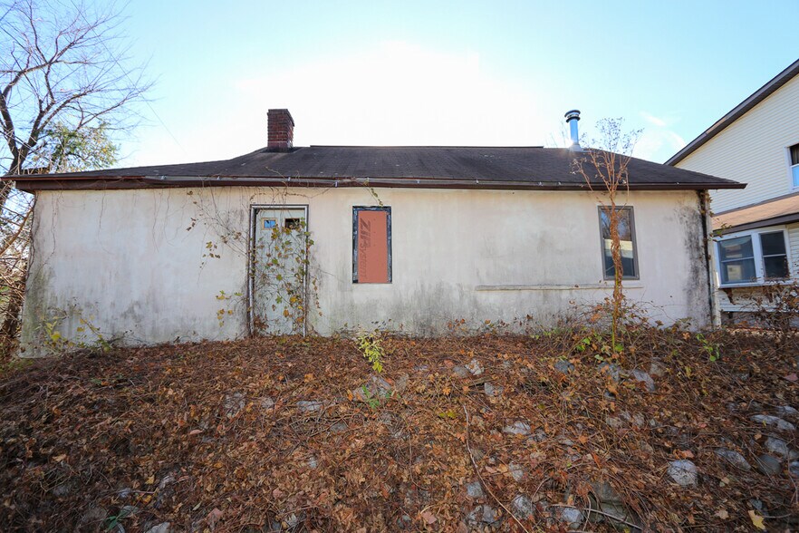 More Photos Of 657 Red Lion Rd, Huntingdon Valley Office Residential For Sale