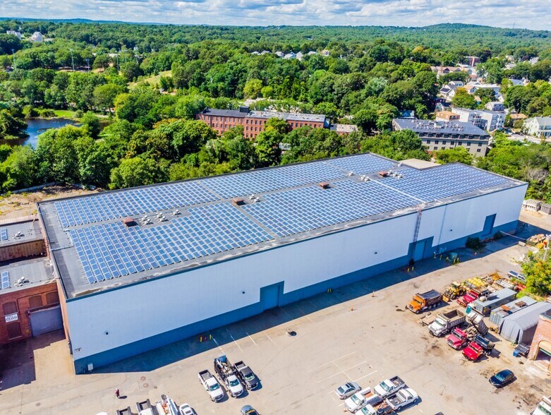 More Photos Of 1 Westinghouse Plz, Hyde Park Warehouse For Lease