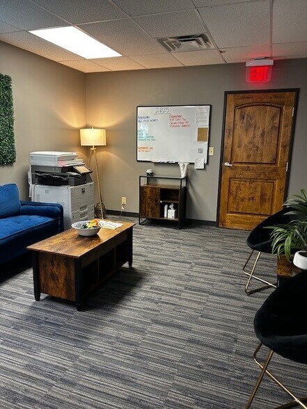 More Photos Of 6931 S 66th East Ave, Tulsa Unknown For Lease