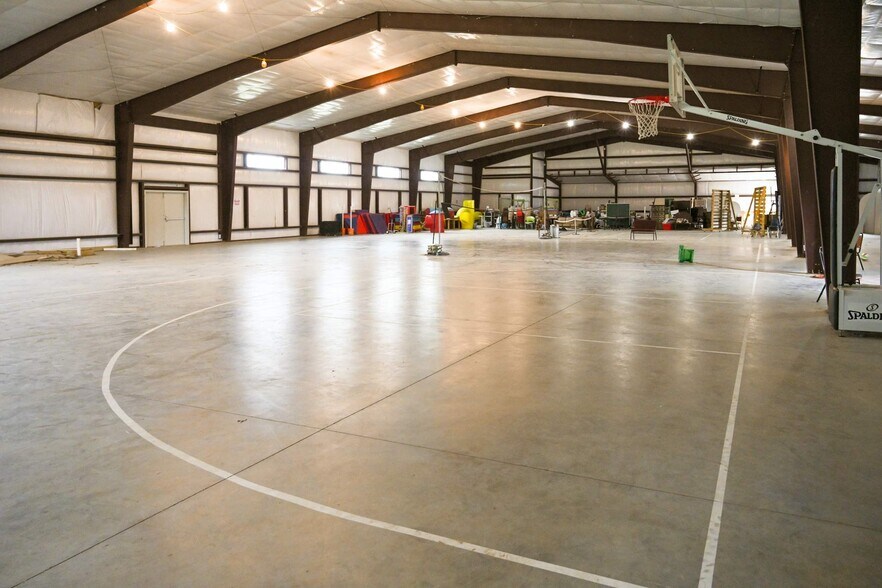 More Photos Of 21206 Telge Rd, Tomball Religious Facility For Sale