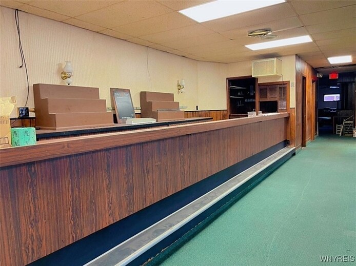 More Photos Of 1701 Pine Ave, Niagara Falls Restaurant For Sale