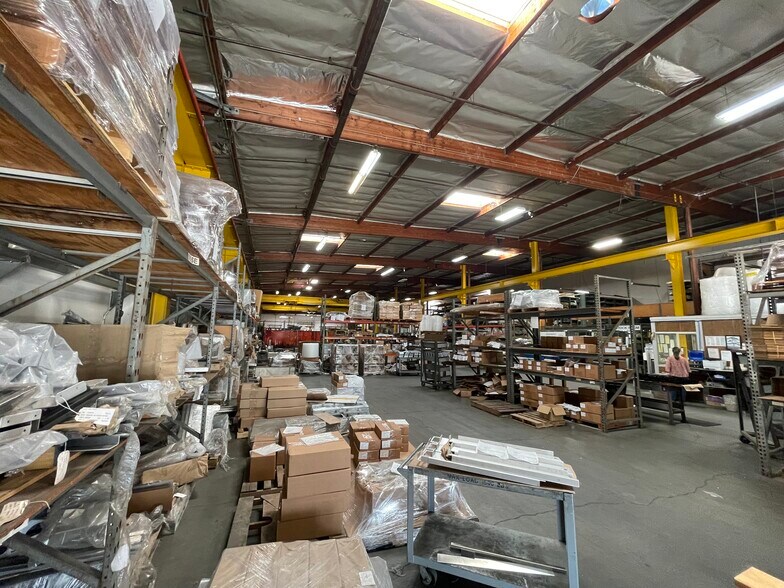 More Photos Of 2970 E Maria St, Rancho Dominguez Manufacturing For Sale