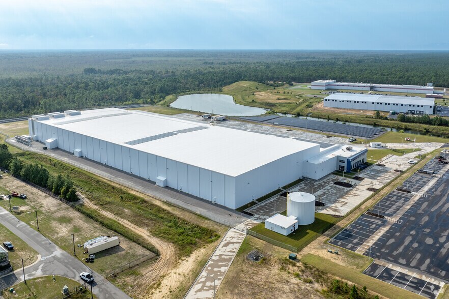 More Photos Of 298 N Corporate Dr, Wilmington Refrigeration Cold Storage For Lease