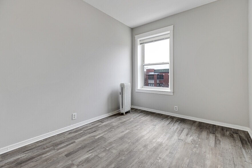 More Photos Of 4431-4433 N Racine Ave, Chicago Apartments For Sale