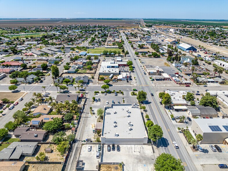 More Photos Of 720 Oller St, Mendota Freestanding For Sale