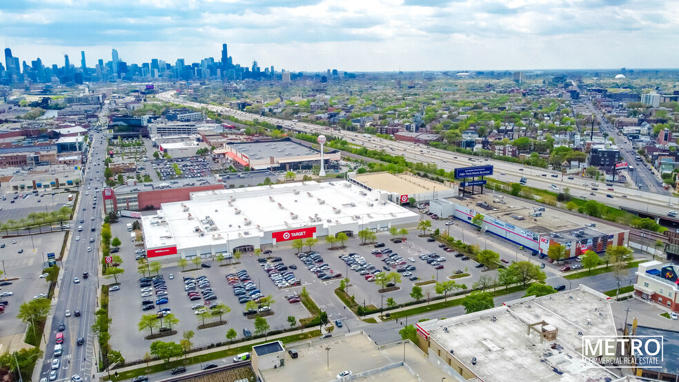 Primary Photo Of 2367 W Logan Blvd, Chicago Health Club For Lease