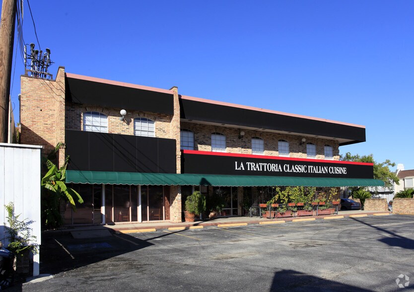 More Photos Of 6504 Westheimer Rd, Houston Freestanding For Sale