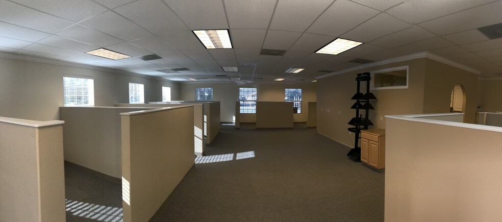 More Photos Of 1405 Victor Ave, Redding Office For Lease