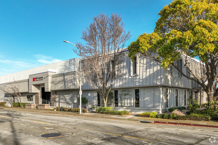 Primary Photo Of 2300 Polvorosa Ave, San Leandro Warehouse For Lease