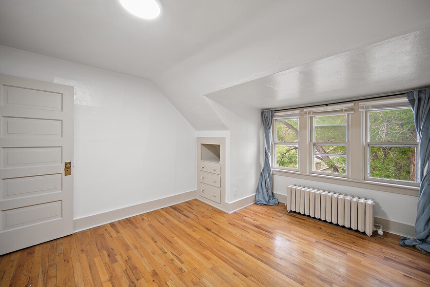 More Photos Of 1518 N Wahsatch Ave, Colorado Springs Apartments For Sale