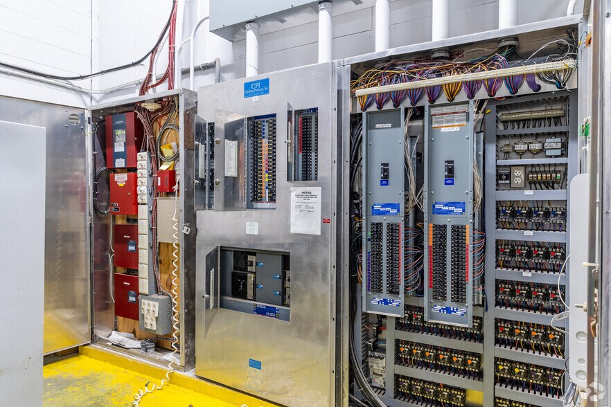 More Photos Of 1300-1500 S Washington St, North Attleboro Unknown For Lease