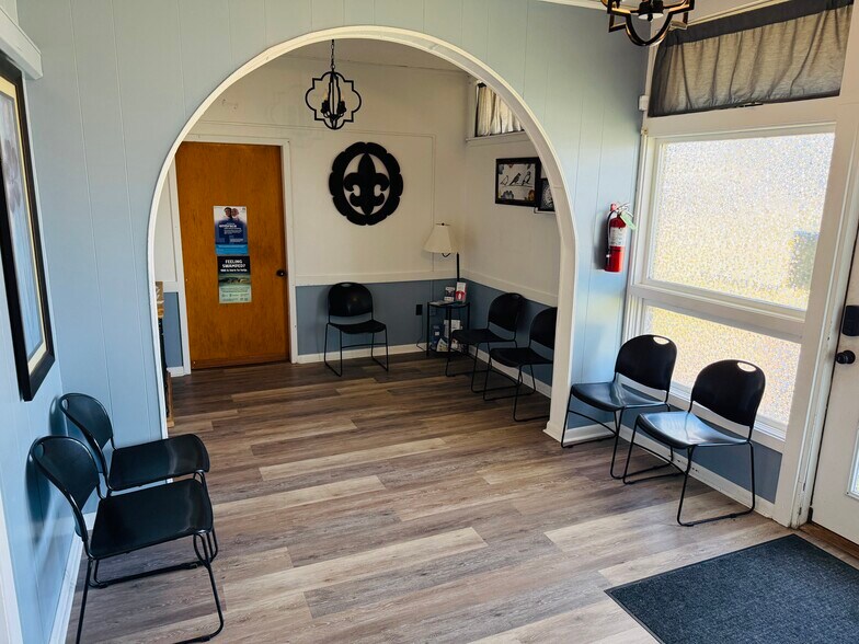 More Photos Of 1648 Carter St, Vidalia Healthcare For Lease