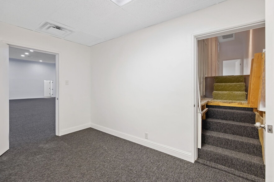 More Photos Of 401 W Lerdo Hwy, Shafter Religious Facility For Sale